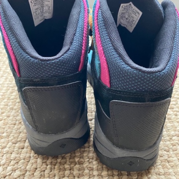 Columbia Newton Ridge Plus US 6 Waterproof Amped hiking shoes teal green - Picture 9 of 16